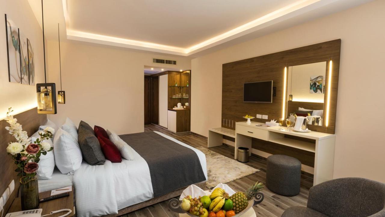 Amwaj Oyoun Resort & Casino Sharm el Sheikh Esterno foto