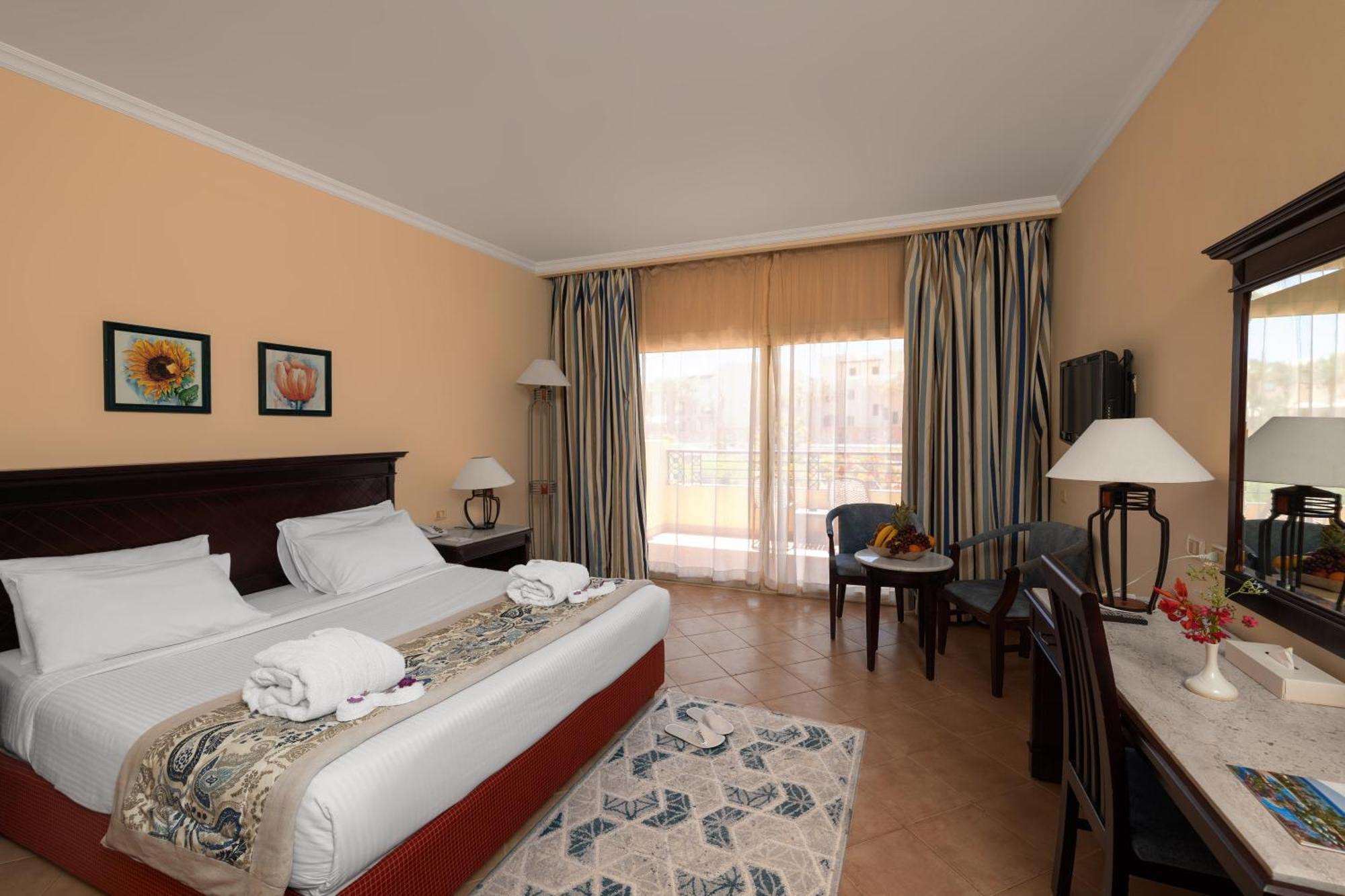 Amwaj Oyoun Resort & Casino Sharm el Sheikh Esterno foto